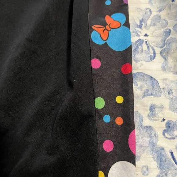 Disney Parks Dot Squad tank and cropped leggings set - Picture 3 of 7